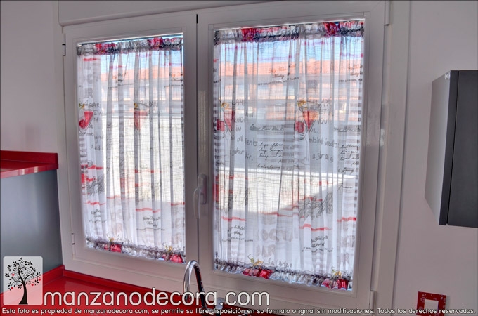 El gusanillo, la cortina para el marco de tus puertas y ventanas - Cortinas  Manzanodecora